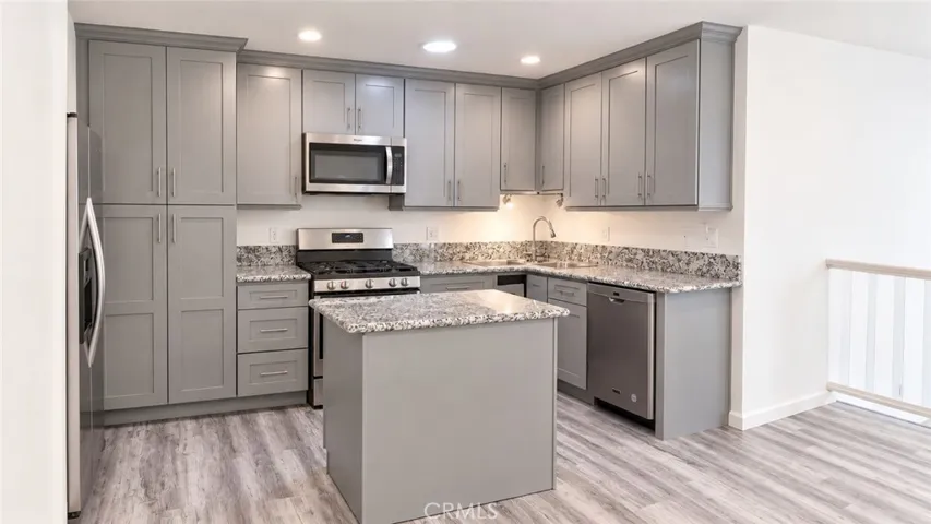 4615 1/2 Saloma Avenue, Sherman Oaks, California 91403 — photo 5