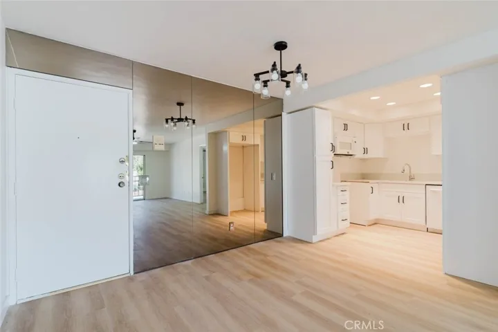 620 N Kenwood Street 208, Glendale, California 91206 — photo 4
