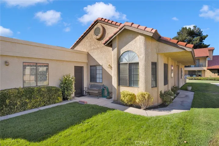 19046 Cedar, Apple Valley, California 92308 — photo 4