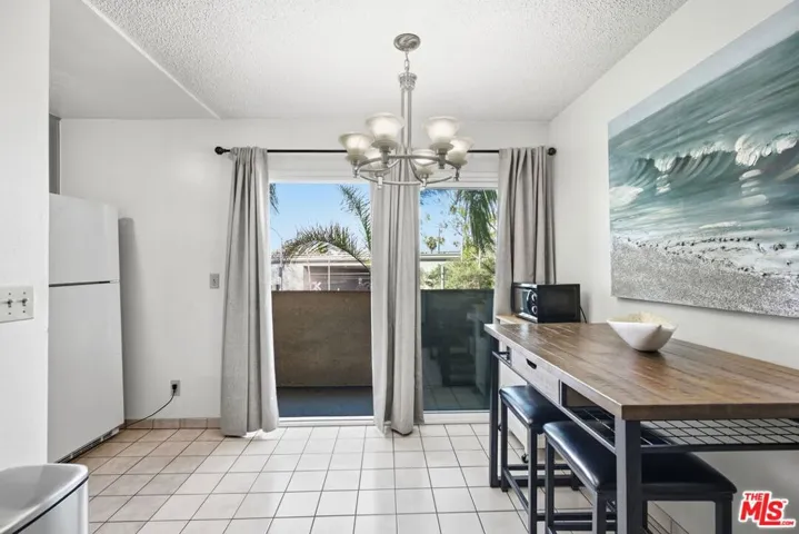 3600 Bagley Avenue 209, Los Angeles, California 90034 — photo 4