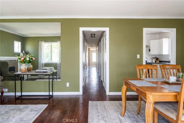 8437 San Vincente, South Gate, California 90280 — photo 5