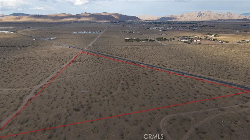 11 Corwin Road, Apple Valley, California 92307 — photo 5