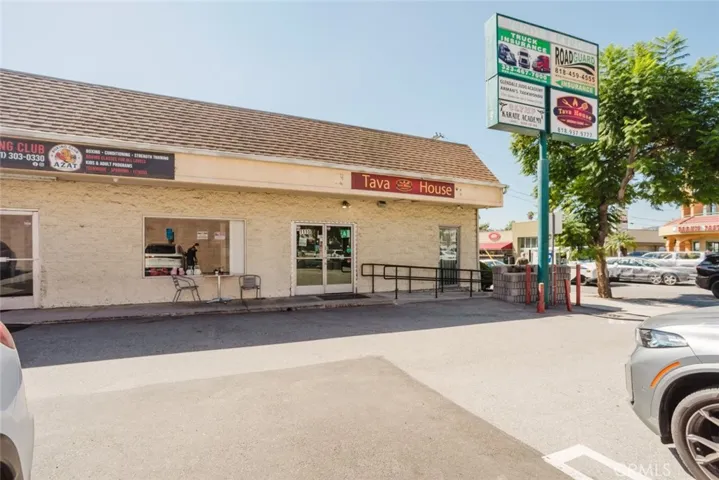 1110 S Glendale Avenue, Glendale, California 91205 — photo 4