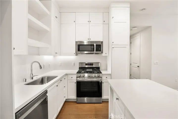 753 Spring Garden, Irvine, California 92618 — photo 5