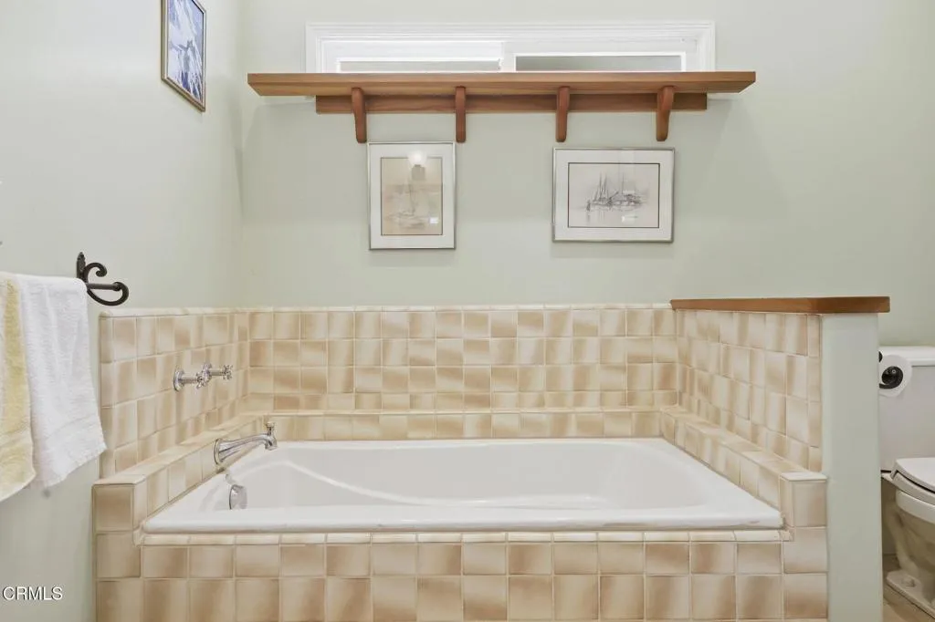 38-web-or-mls-111_S_Catalina_St_Ventura_
