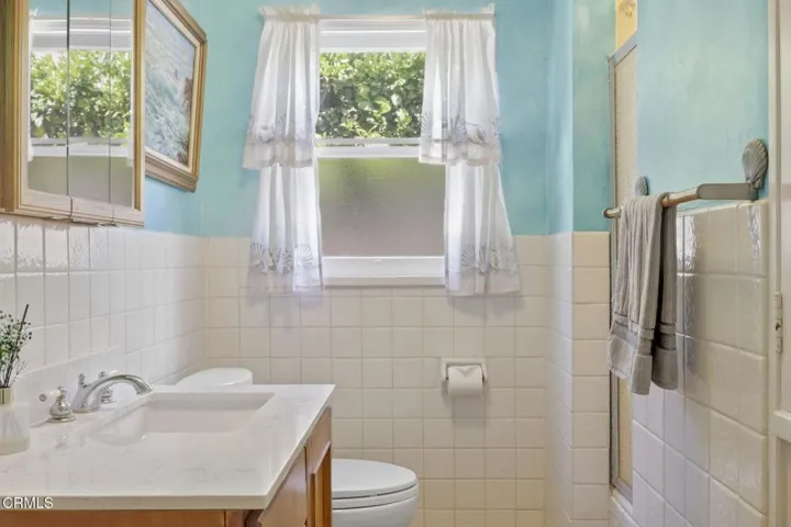 44-web-or-mls-111_S_Catalina_St_Ventura_
