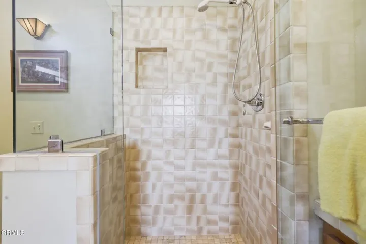 39-web-or-mls-111_S_Catalina_St_Ventura_