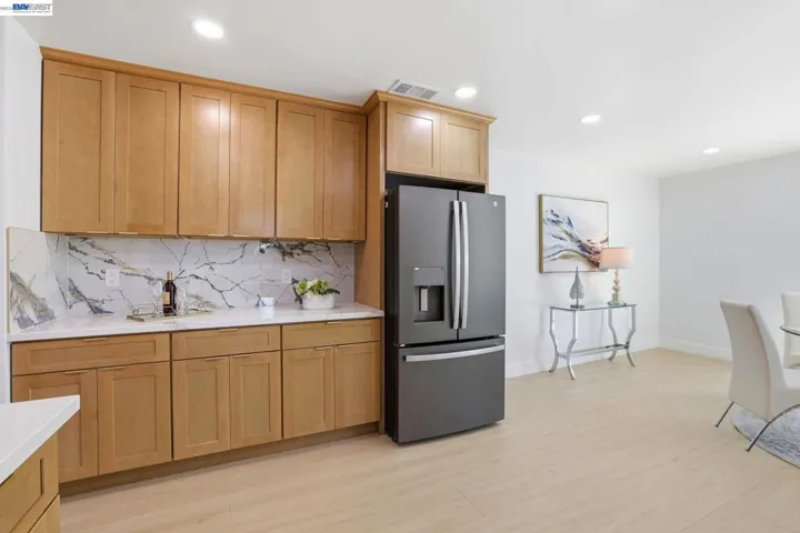 1913 W Middlefield Rd, Mountain View, California 94043 — photo 4