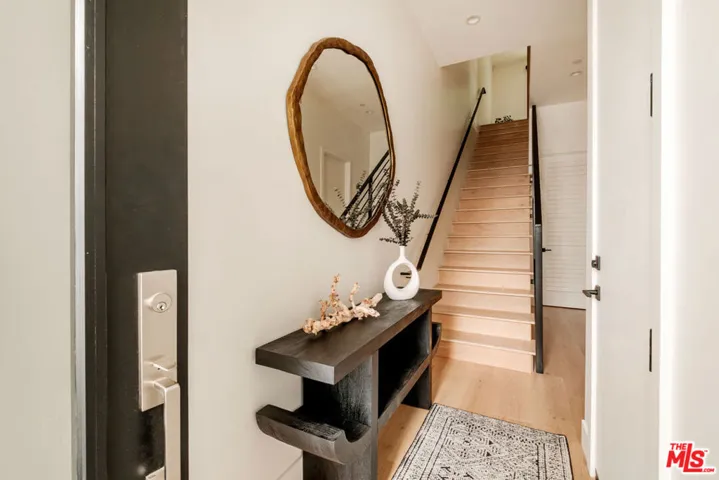 760 N Arthur Road, Los Angeles, California 90029 — photo 4
