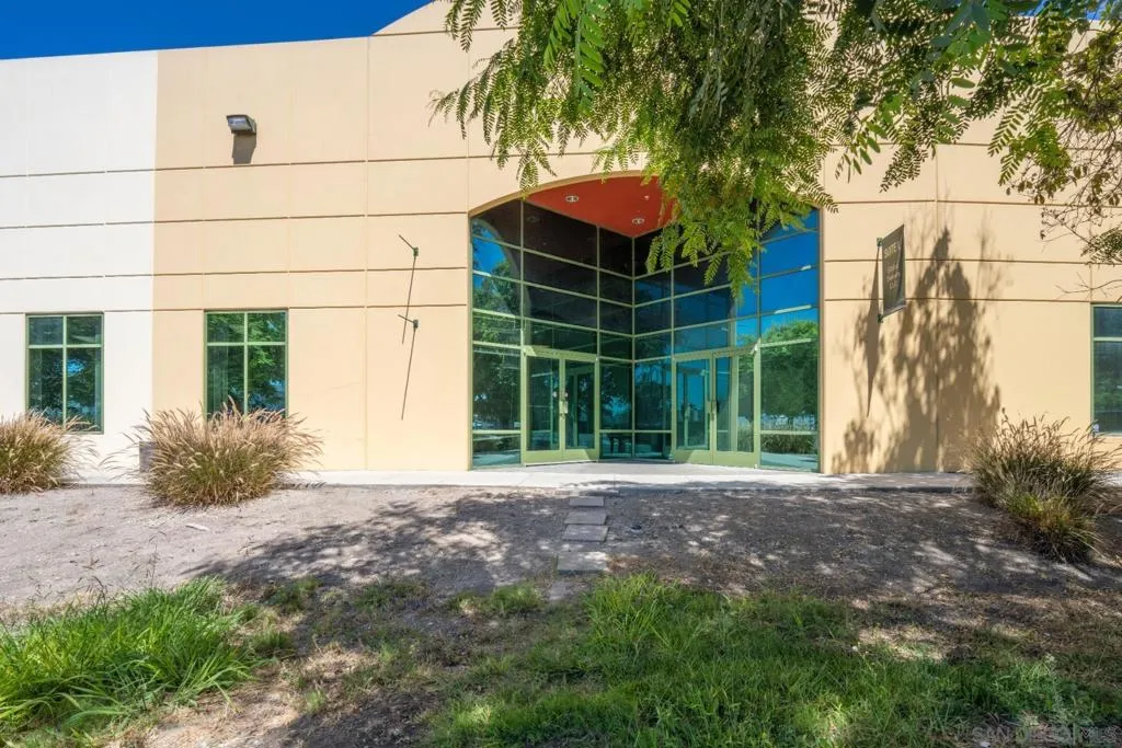 8580 Avenida De La Fuente Suite F