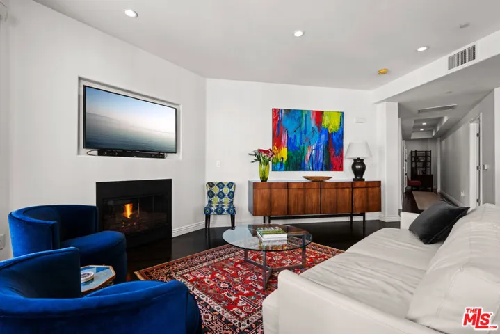 556 Caruso Avenue, Glendale, California 91210 — photo 4