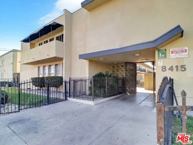 8415 Willis Avenue, Panorama City, California 91402 — photo 5
