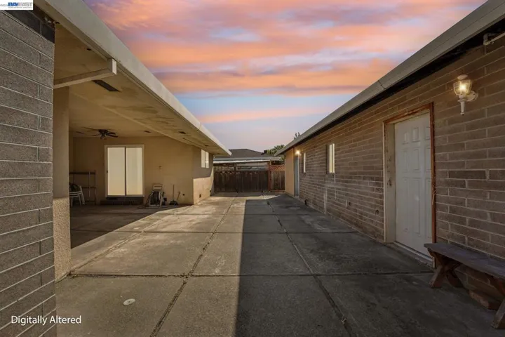214 Redondo Dr, Pittsburg, California 94565 — photo 5