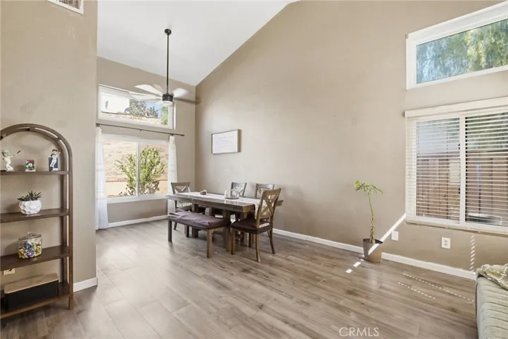 24024 Alvita, Murrieta, California 92562 — photo 5