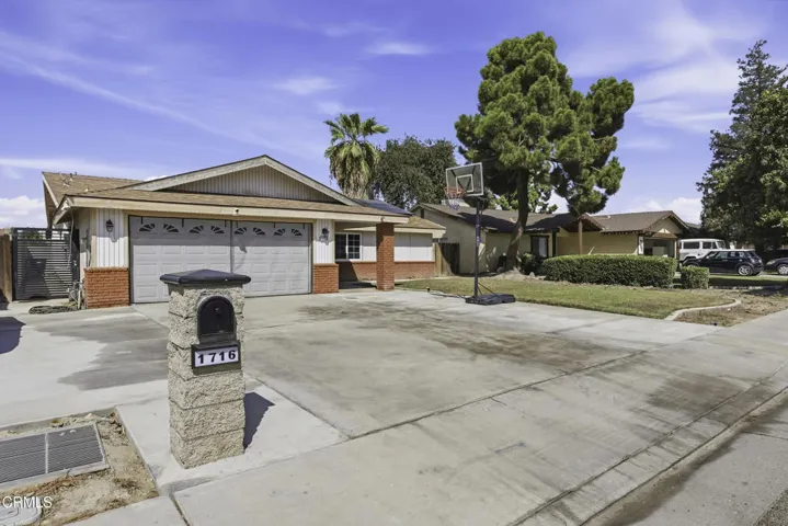 1716 Maurice Avenue, Bakersfield, California 93304 — photo 4