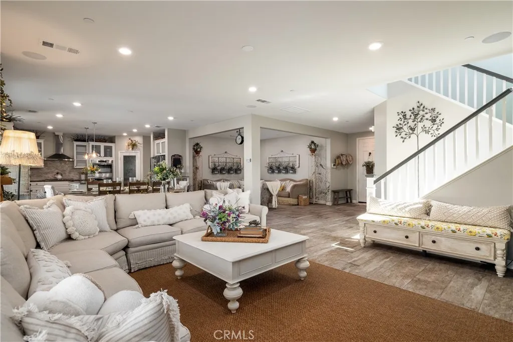 Wide open floorplan for those family gatherings.