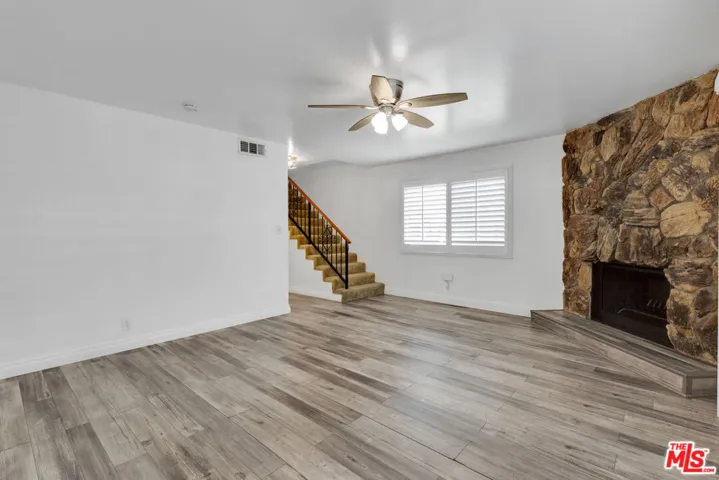 13996 Cerise Avenue, Hawthorne, California 90250 — photo 5