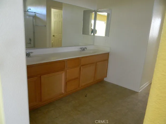 45045 Bronze Star, Lake Elsinore, California 92532 — photo 5