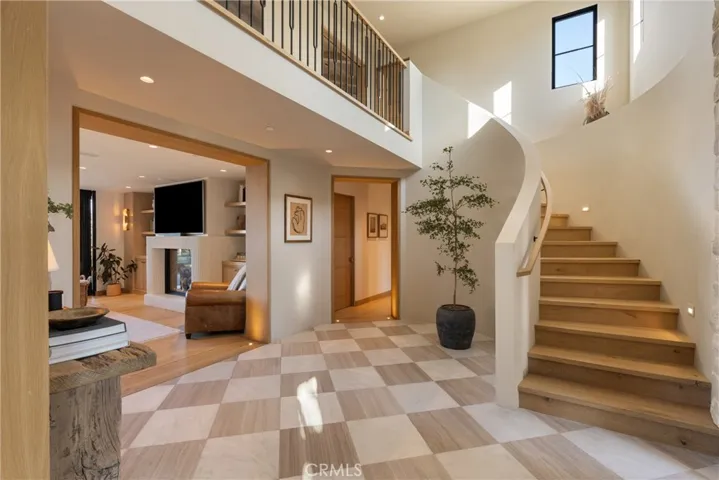 2118 Leeward, Newport Beach, California 92660 — photo 5