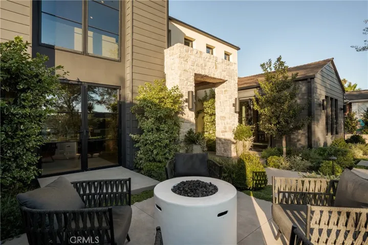2118 Leeward, Newport Beach, California 92660 — photo 4