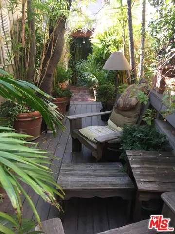 1309 Warnall Avenue, Los Angeles, California 90024 — photo 5
