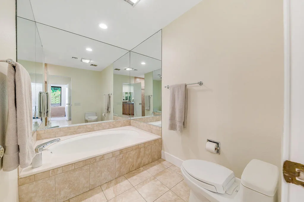 45 MASTER SHOWER MLS