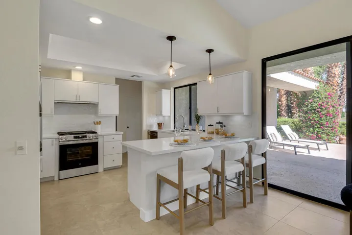 16 KITCHEN MLS