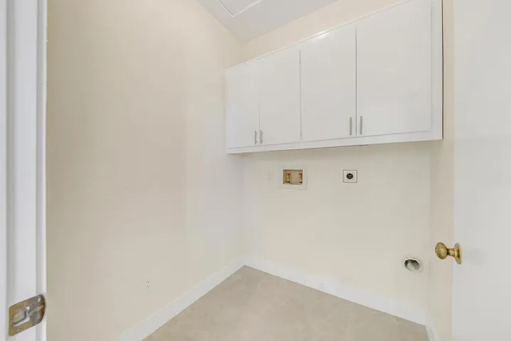47 LAUNDRY MLS