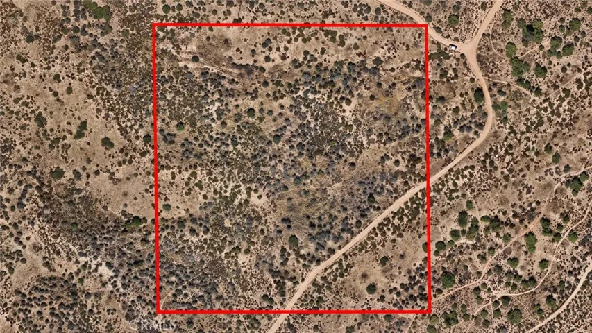 740 Summit Valley (near) Road, Hesperia, California 92345 — photo 5