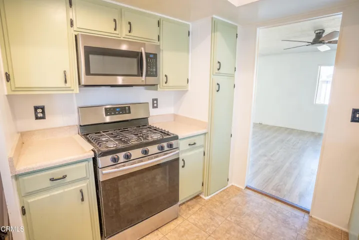 120 Calle De La Rosa 120, Camarillo, California 93012 — photo 4