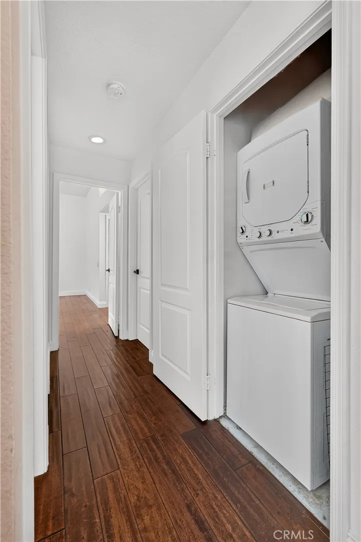 Washer/dryer private closet