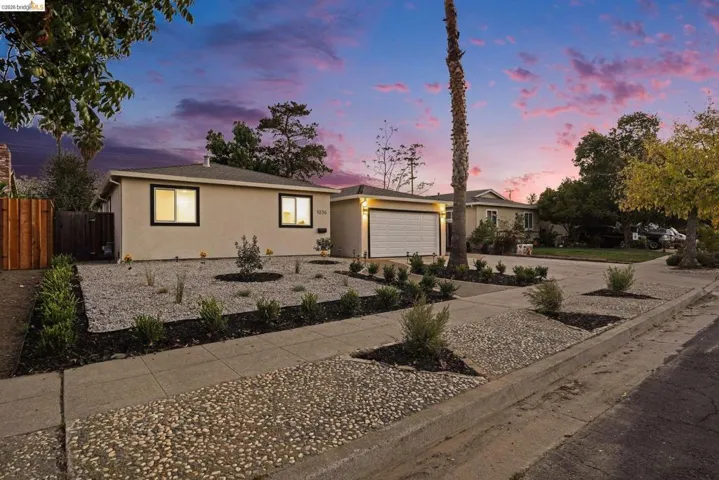 1036 Smith Ave, Campbell, California 95008-4538 — photo 4