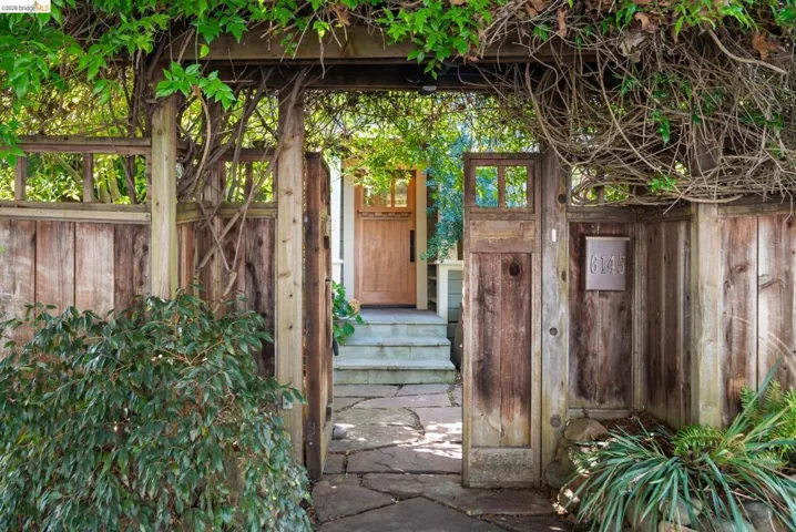6145 Fremont St, Oakland, California 94608 — photo 5