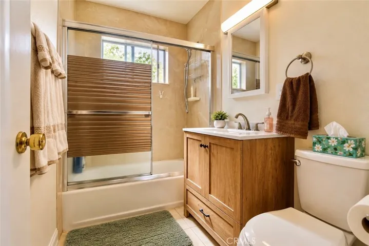 628 S Starboard Street, Santa Ana, California 92704 — photo 5