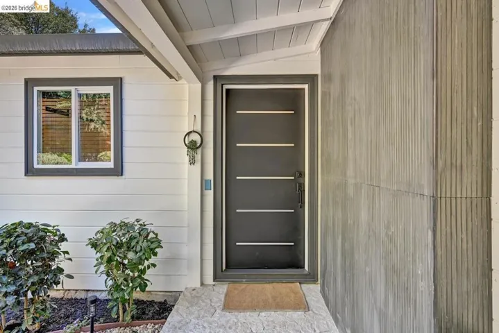 6773 Wilton Dr, Oakland, California 94611 — photo 5