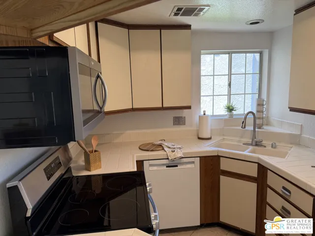 2700 Lawrence Crossley Road 55, Palm Springs, California 92264 — photo 5