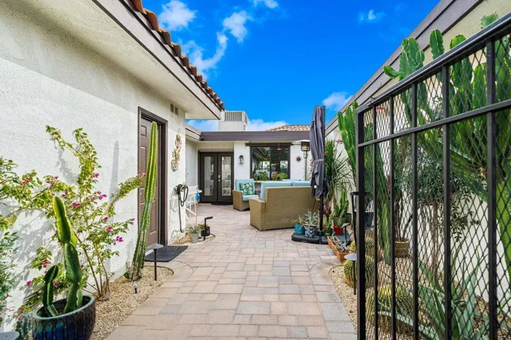 21 Toledo Drive, Rancho Mirage, California 92270 — photo 4