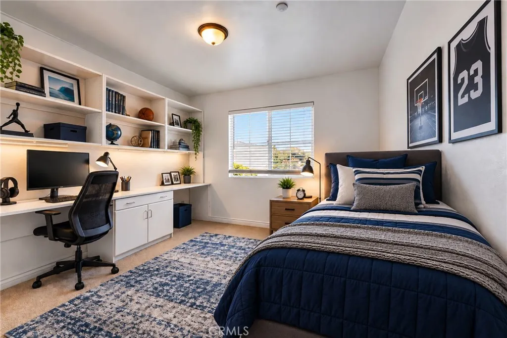 Virtually Stage Bedroom