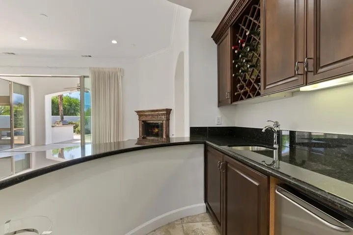 015_Wet Bar
