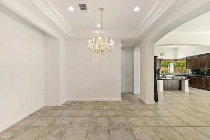 028_Dining Area