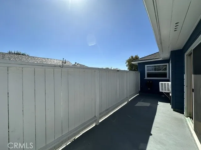 4555 Hazeltine Avenue 4, Sherman Oaks, California 91423 — photo 5
