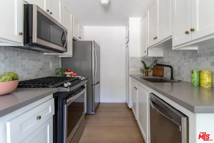 1222 N Olive Drive 101, West Hollywood, California 90069 — photo 4