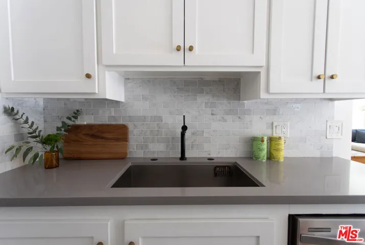 1222 N Olive Drive 101, West Hollywood, California 90069 — photo 5
