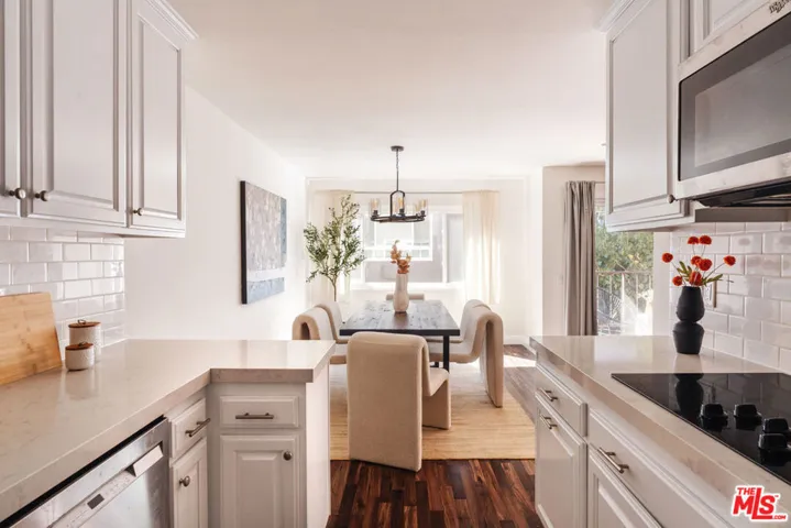 1121 N Olive Drive 210, West Hollywood, California 90069 — photo 5