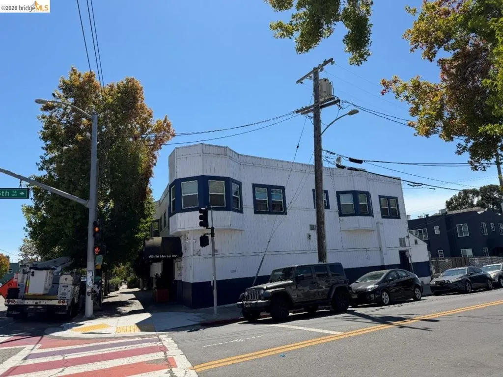 6547 Telegraph Avenue, Oakland, California 94609 — photo 4