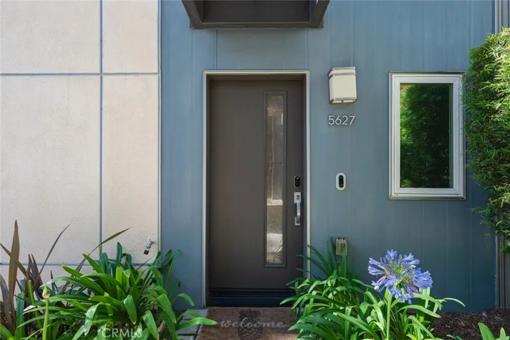 5627 Observation, Los Angeles, California 90028 — photo 4