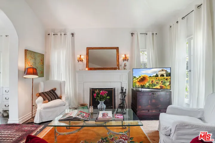 1233 N Crescent Heights Boulevard 1, West Hollywood, California 90046 — photo 5