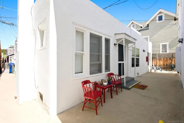 728 G Ave, Coronado, California 92118 — photo 4