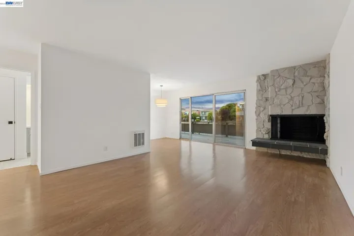 339 Broadway 116, Alameda, California 94501 — photo 5