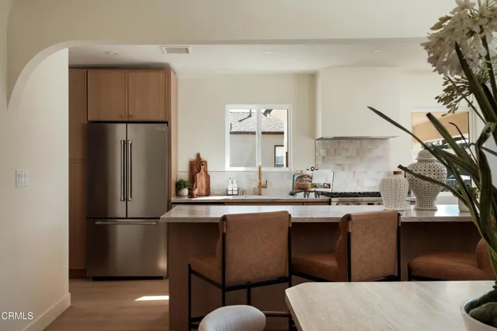 3044 Hillcrest Drive, Los Angeles, California 90016 — photo 5